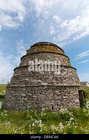 Il XVII secolo Rendall Colombaia o Doocot sulla terraferma, Orkney. Foto Stock