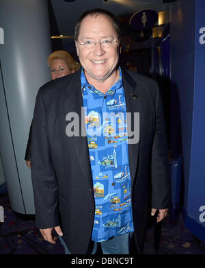 Animatore, il direttore e il Responsabile Capo Creativo di Pixar e Walt Disney Animation Studios John Lasseter assiste un IFTA screening per vetture 2 a Cineworld indossando un Pixar Cars 2 shirt Dublin, Irlanda - 25.07.11 Foto Stock