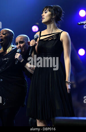 Dia Frampton 'Voce' live on tour al MGM Grand Garden Arena di Las Vegas, Nevada - 30.07.11 Foto Stock