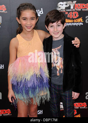 Rowan Blanchard e Mason Cook 'Spy bambini: tutto il tempo del mondo 4D' Los Angeles Premiere Los Angeles, California - 31.07.11 Foto Stock