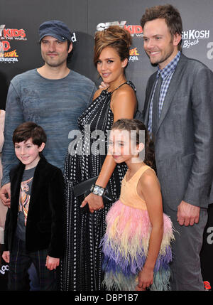 Robert Rodriguez, Jessica Alba, e Joel McHale 'Spy bambini: tutto il tempo del mondo 4D' Los Angeles Premiere Los Angeles, California - 31.07.11 Foto Stock