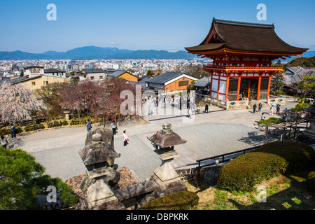 Kiyomizu-dera tempio buddista, Sito Patrimonio Mondiale dell'UNESCO, Kyoto, Giappone, Asia Foto Stock