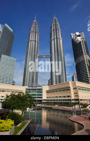 Le Torri Petronas (Petronas Twin Tower), Kuala Lumpur, Malesia, Asia sud-orientale, Asia Foto Stock