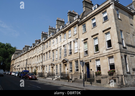 Row of Georgian Houses on Gay Street a Bath Inghilterra sito Patrimonio Mondiale dell'Umanità Bath English Townhouse Grade i listed Buildings architettura georgiana Foto Stock