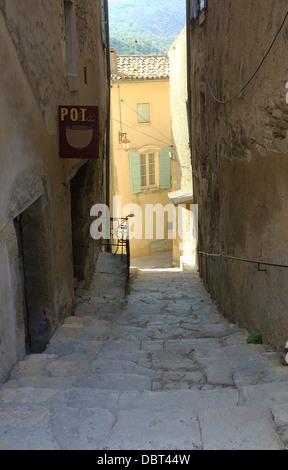 Villaggio di Bonnieux Provenza Francia Foto Stock