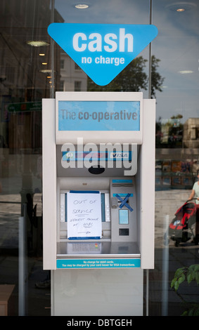 Fuori ordine Co-Operative Bancomat in Guernsey Foto Stock