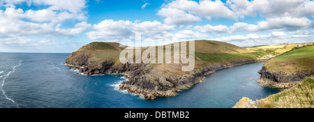 Testa Kellan porto Quin sulla North Cornwall Coast Foto Stock