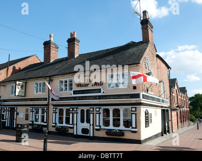 Il mulino ad acqua Public House, Mill Street, Stafford, Staffordshire, Inghilterra, Regno Unito. Foto Stock