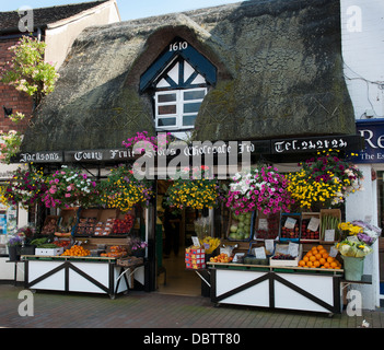 Primrose Cottage, frutta e verdura store, Mill Street , Stafford, Staffordshire, Inghilterra, Regno Unito. Foto Stock