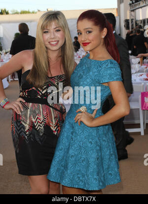 Jennette McCurdy, Ariana Grande 2011 Angel Awards tenutosi al progetto Angel Food Hollywood, California - 20.08.11 Foto Stock