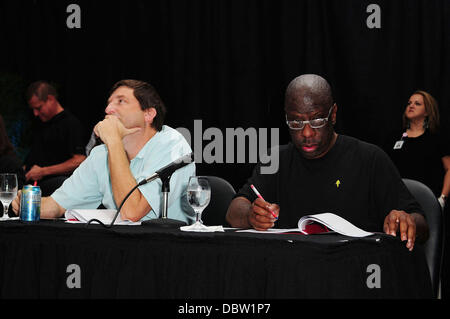 Sogno di posti di lavoro dei giudici Steve Banner e Jimmie Walker durante il "volto di Classic $100.000 job di sogno' evento al Seminole Casino classico di Hollywood Hollywood Florida - 23.08.11 Foto Stock