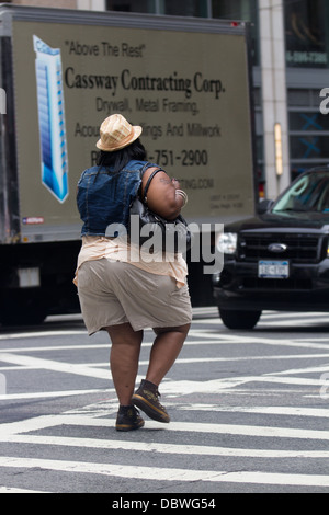 Il sovrappeso americano africano donna Foto Stock