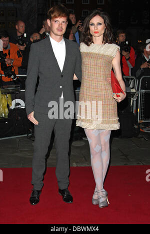 Sophie Ellis-Bextor e il marito Richard Jones GQ Men of the Year Awards 2011 - arrivi a Londra, Inghilterra - 06.09.11 Foto Stock