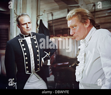 1960s 1962 FILM DI AMMUTINAMENTO IL BOUNTY Marlon Brando, TREVOR HOWARD Foto Stock