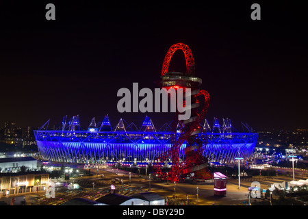 Alla cerimonia di apertura per le paralimpiadi 2012, Queen Elizabeth Olympic Park, Stratford, Londra, Regno Unito Foto Stock