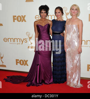 Minka Kelly, Rachael Taylor e Annie Ilonzeh la 63rd Primetime Emmy Awards, tenutasi presso il Nokia Theatre di Los Angeles LIVE - Arrivi. Los Angeles, California - 18.09.11 Foto Stock