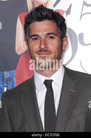 Dave Annable la prima mondiale di "Qual è il vostro numero?" al Regency Village Theatre - Gli arrivi di Los Angeles, California - 19.09.11 Foto Stock