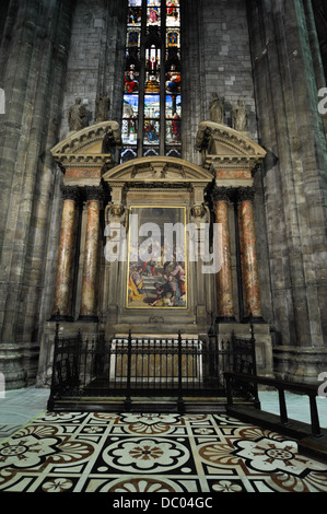 Milano Duomo, uno dei la più grande chiesa in stile gotico nel mondo. Foto Stock