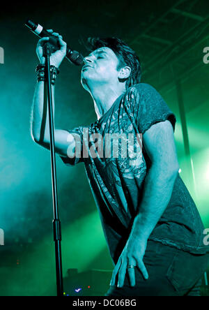 Gary Numan eseguendo la sua ultima notte di 'Dead figlio crescita' U.K. tour presso il Liverpool O2 Academy. Liverpool, in Inghilterra - 21.09.11 Foto Stock