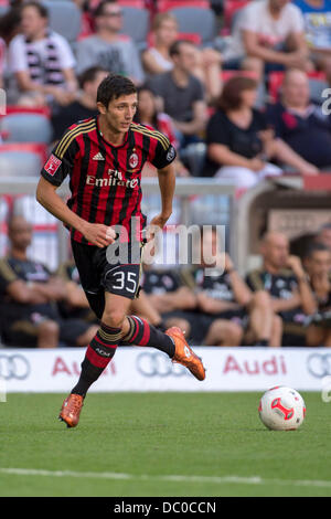Monaco di Baviera, Germania. 1 agosto, 2013. Davide Pacifico (Milano) Calcio : Audi Cup 2013 match tra AC Milan 1-0 Sao Paulo FC a stadio Allianz Arena di Monaco di Baviera, Germania . © Maurizio Borsari/AFLO/Alamy Live News Foto Stock