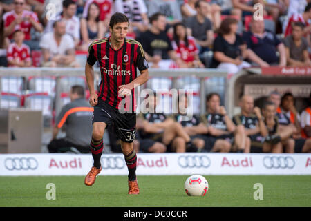 Monaco di Baviera, Germania. 1 agosto, 2013. Davide Pacifico (Milano) Calcio : Audi Cup 2013 match tra AC Milan 1-0 Sao Paulo FC a stadio Allianz Arena di Monaco di Baviera, Germania . © Maurizio Borsari/AFLO/Alamy Live News Foto Stock