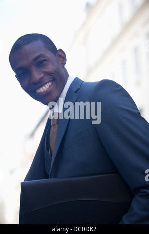 Ritratto di imprenditore sorridente Foto Stock