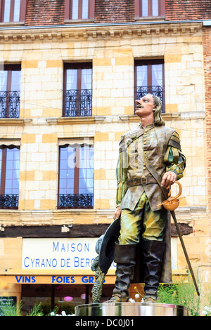 "Cyrano de Bergerac statua che si trova nella città di Bergerac, Francia Foto Stock