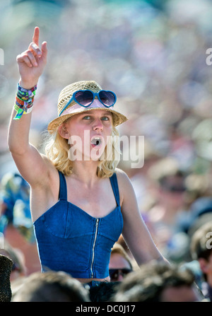 Glastonbury Festival 2013 - Ventole a prestazioni di Noè e la balena sull'altro stadio. Foto Stock