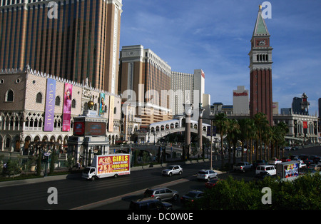 Las Vegas Strip & The Venetian Resort Hotel Casino di Las Vegas, STATI UNITI D'AMERICA Foto Stock