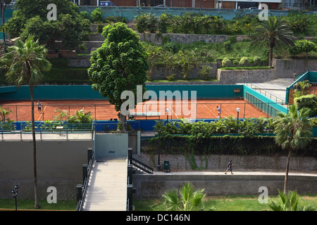 Il tennis club di Las Terrazas in Miraflores Lima, Perù con campi da tennis, piscina e palestra Foto Stock