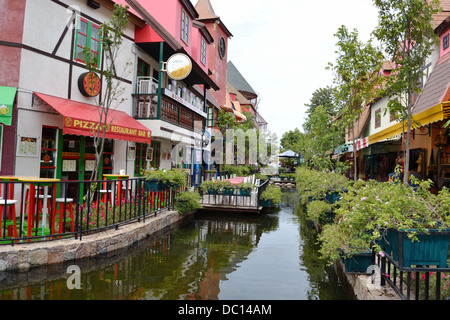 La Mimosa shopping village - Pattaya - Città dell'amore Foto Stock