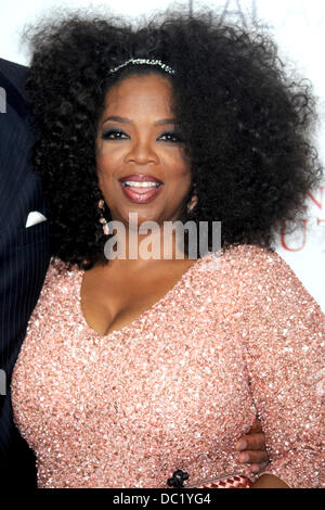 New York, Stati Uniti d'America. 05 Ago, 2013. Oprah Winfrey assiste Lee Daniels" "Butler" New York Premiere al Teatro Ziegfeld il 5 agosto 2013 a New York City. © dpa picture alliance/Alamy Live News Foto Stock