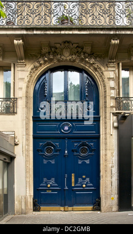 Porta di 35, boulevard Saint Michel di Parigi, Francia. Foto Stock