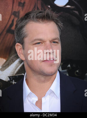 Westwood, California, Stati Uniti d'America. Il 7 agosto, 2013. Matt Damon arriva per la premiere del film 'Elysium' presso il Villaggio del teatro. Credito: Lisa O'Connor/ZUMAPRESS.com/Alamy Live News Foto Stock