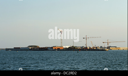 Diga chiamato Progetto MOSE nel mare Adriatico vicino a Venezia 02 Foto Stock