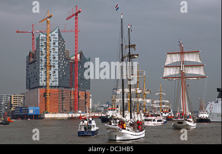 Amburgo, Germania. Il 9 maggio 2013. Impressioni del 824. Il compleanno del porto di Amburgo 2013, Germania Foto Stock