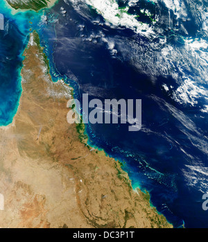 Immagine satellitare della Australia la Grande Barriera Corallina e la Queensland mostrando anche bloom fitoplanctonico Foto Stock