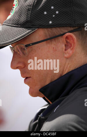 Durham, Regno Unito. 08 Ago, 2013. Chris Rogers in Australia la sessione di training a Emirates Durham International Cricket Ground a Chester-le-Street. La sessione è stata la squadra finale pratica prima del 4° Investec Ceneri Test match tra Inghilterra e Australia. Credito: Stuart Forster/Alamy Live News Foto Stock