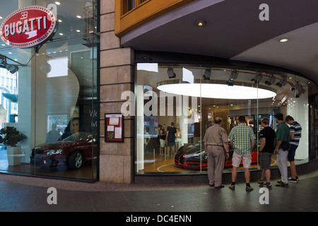 Bugatti concessionaria sulla Friedrichstrasse Foto Stock