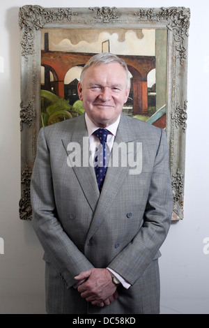 Bruntwood Presidente Michael Oglesby raffigurato nella torre della città , Piccadilly Plaza , Manchester Foto Stock