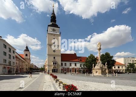 Renaissance torre campanaria sul Trinity square, Trnava, Slovacchia. Foto Stock