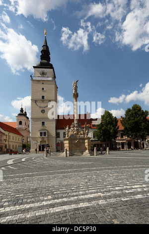 Renaissance torre campanaria sul Trinity square, Trnava, Slovacchia. Foto Stock