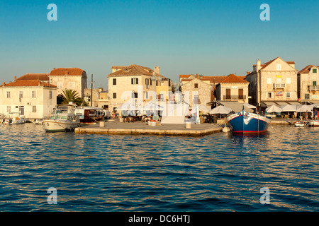 Porto di Supetar sull isola di Brac, Croazia Foto Stock