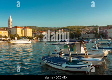 Porto di Supetar sull isola di Brac, Croazia Foto Stock