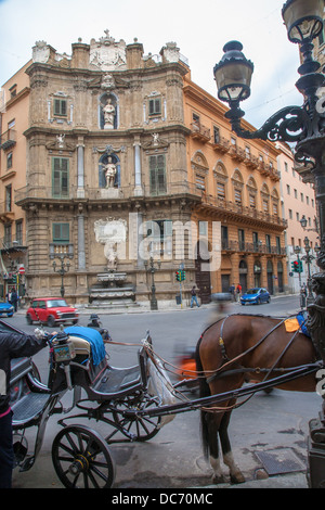 Palermo - Quatro canti corso e carrello Foto Stock