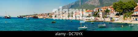 Vista panoramica di Bol sulla isola di Brac, Croazia Foto Stock