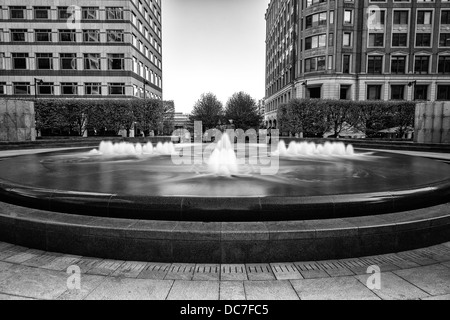 Fontana di Cabot Square Foto Stock