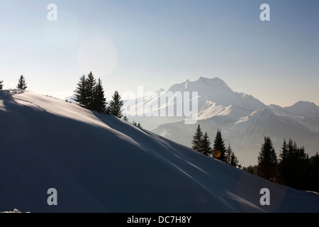 Il Mont De Grange Portes du Soleil nei pressi di Avoriaz e Morzine Haute Savoie Francia Foto Stock