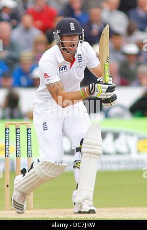 Chester Le Street, Regno Unito. 11 Ago, 2013. Kevin Pietersen durante il giorno tre delle ceneri Investec 4 test match a Emirates Riverside Stadium, il 11 agosto 2013 a Londra, Inghilterra. Credito: Mitchell Gunn/ESPA/Alamy Live News Foto Stock