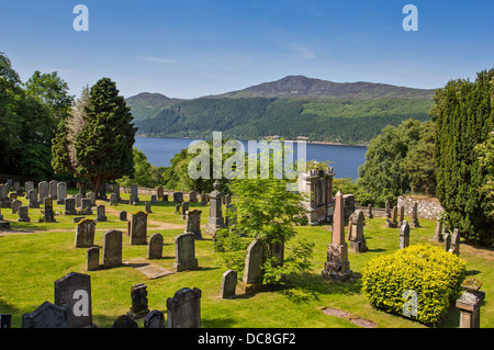 Cimitero BOLESKINE affacciato sul lago di Loch Ness Scozia Scotland Foto Stock